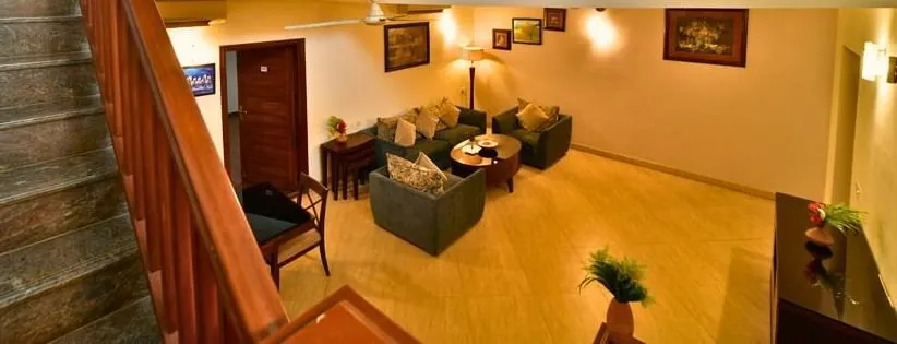 Aqua_Bungalow_Living_Room